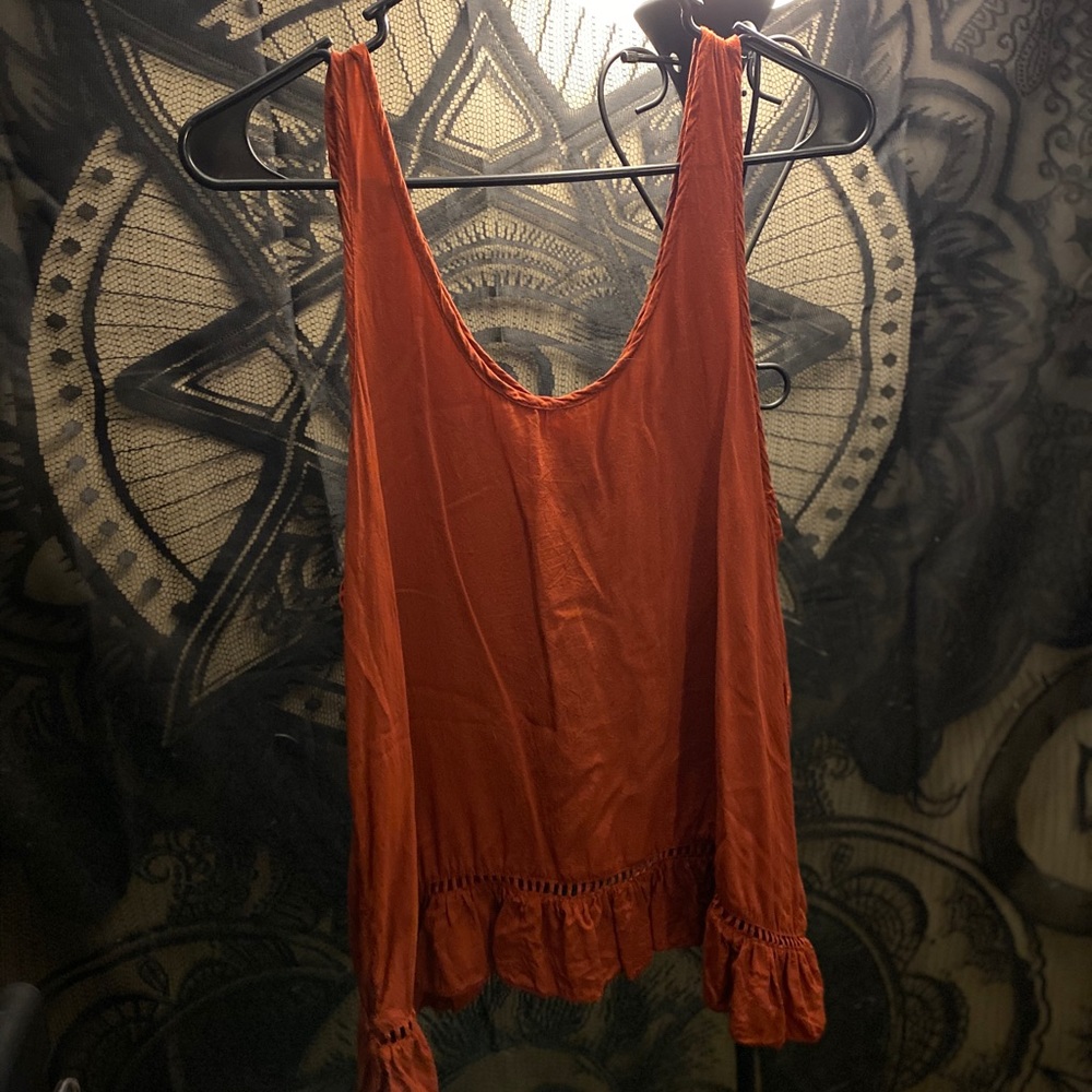 Open back tank